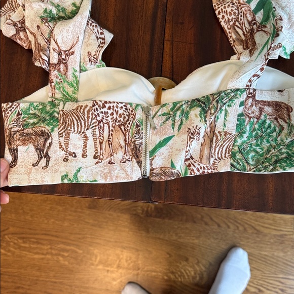 Patbo Savannah Crop Top - Picture 9 of 9